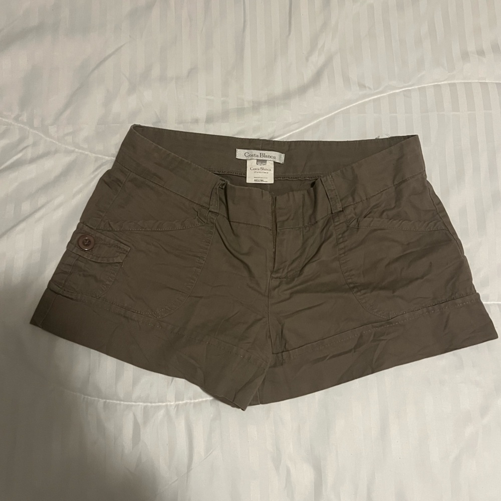 Costa Blanca low rise cargo shorts